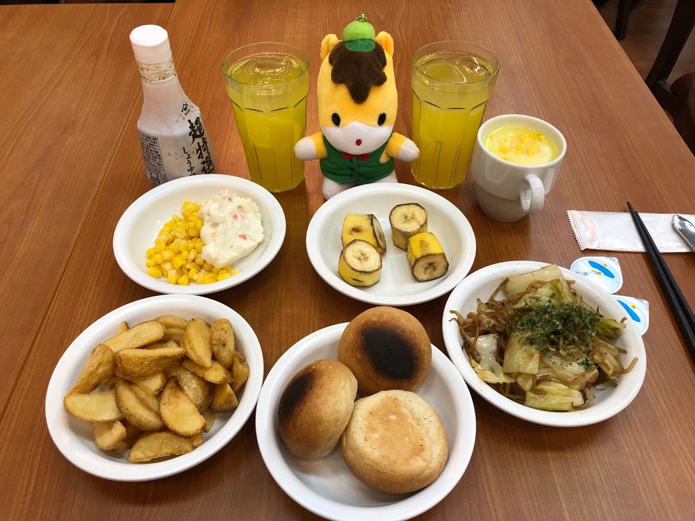 【画像】群馬出張ワイ、ビジホのビュッフェで優雅な朝食www 	: みじかめっ！なんJ