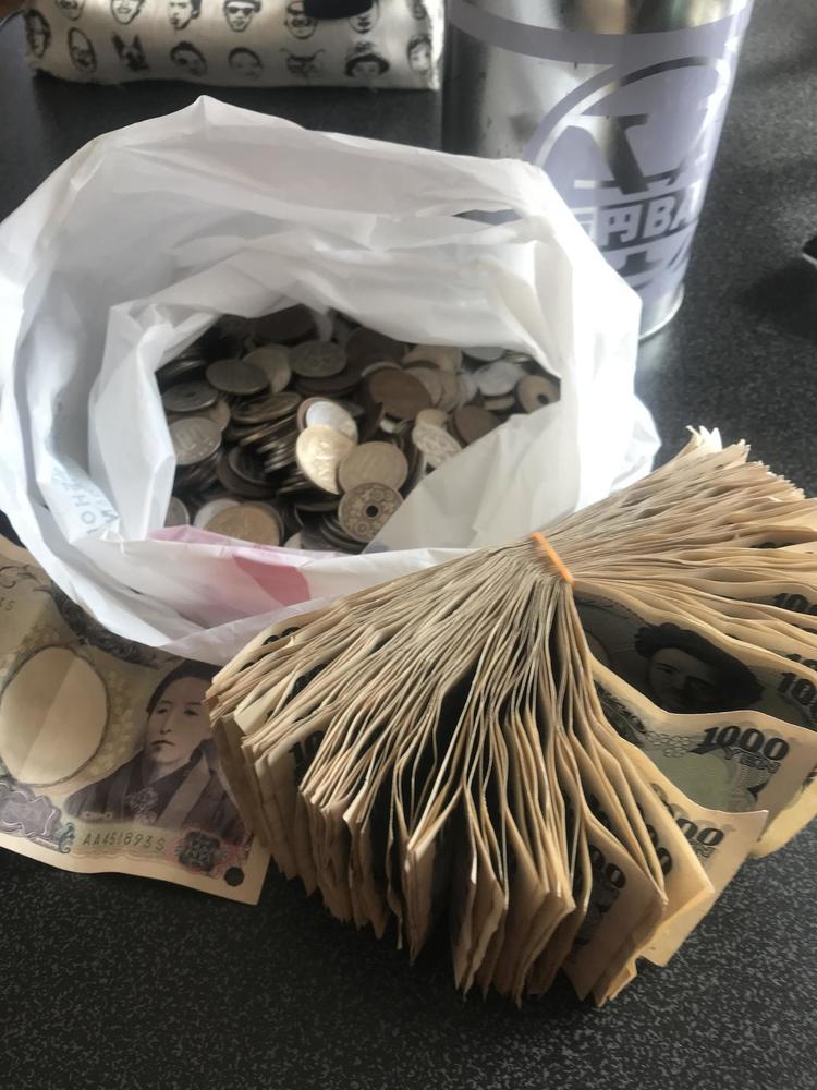 ワイとうとう五百円玉貯金箱を開ける: みじかめっ！なんJ