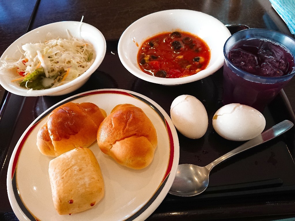 【速報】ワイ出張民、ビジホで優雅に朝食 	: みじかめっ！なんJ